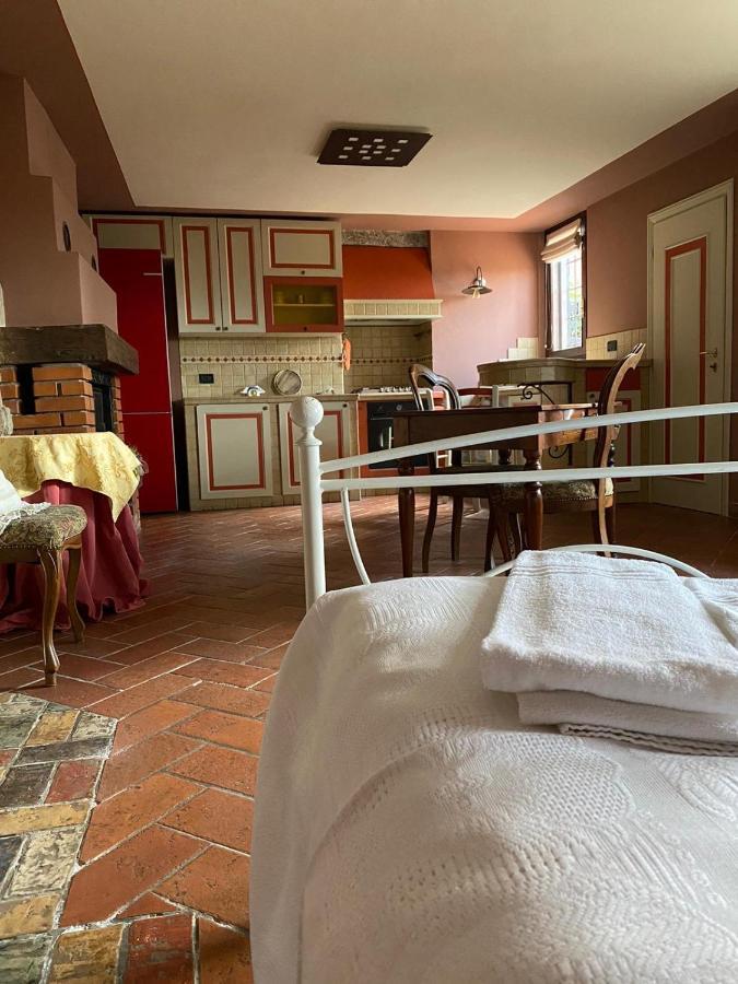 Апартаменты Antica Casa Fenaroli Исео Экстерьер фото